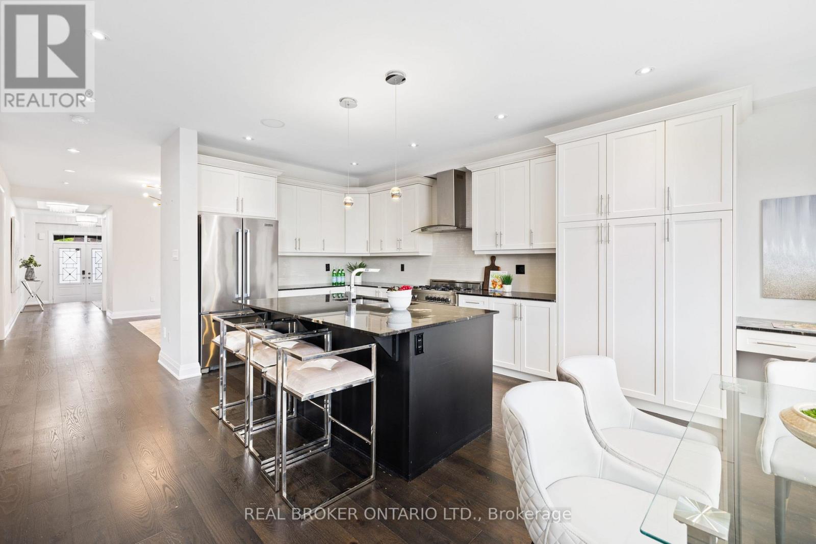 41 Pelee Avenue, Vaughan, Ontario  L4H 3Y9 - Photo 12 - N12592562