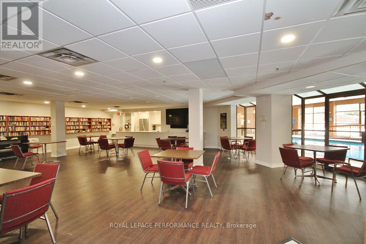 1702 - 1025 Richmond Road, Ottawa, Ontario K2B 8G8 - Photo 10 - X12592850