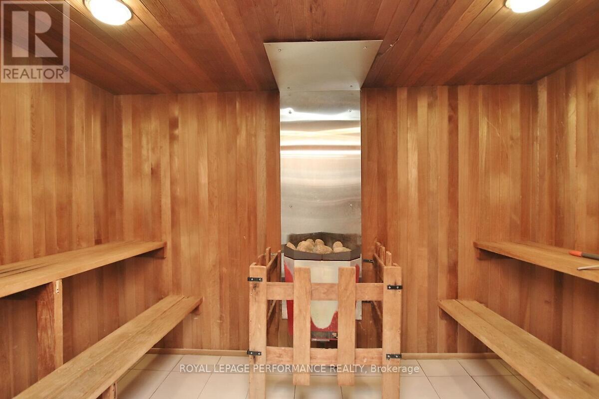 1702 - 1025 Richmond Road, Ottawa, Ontario K2B 8G8 - Photo 17 - X12592850