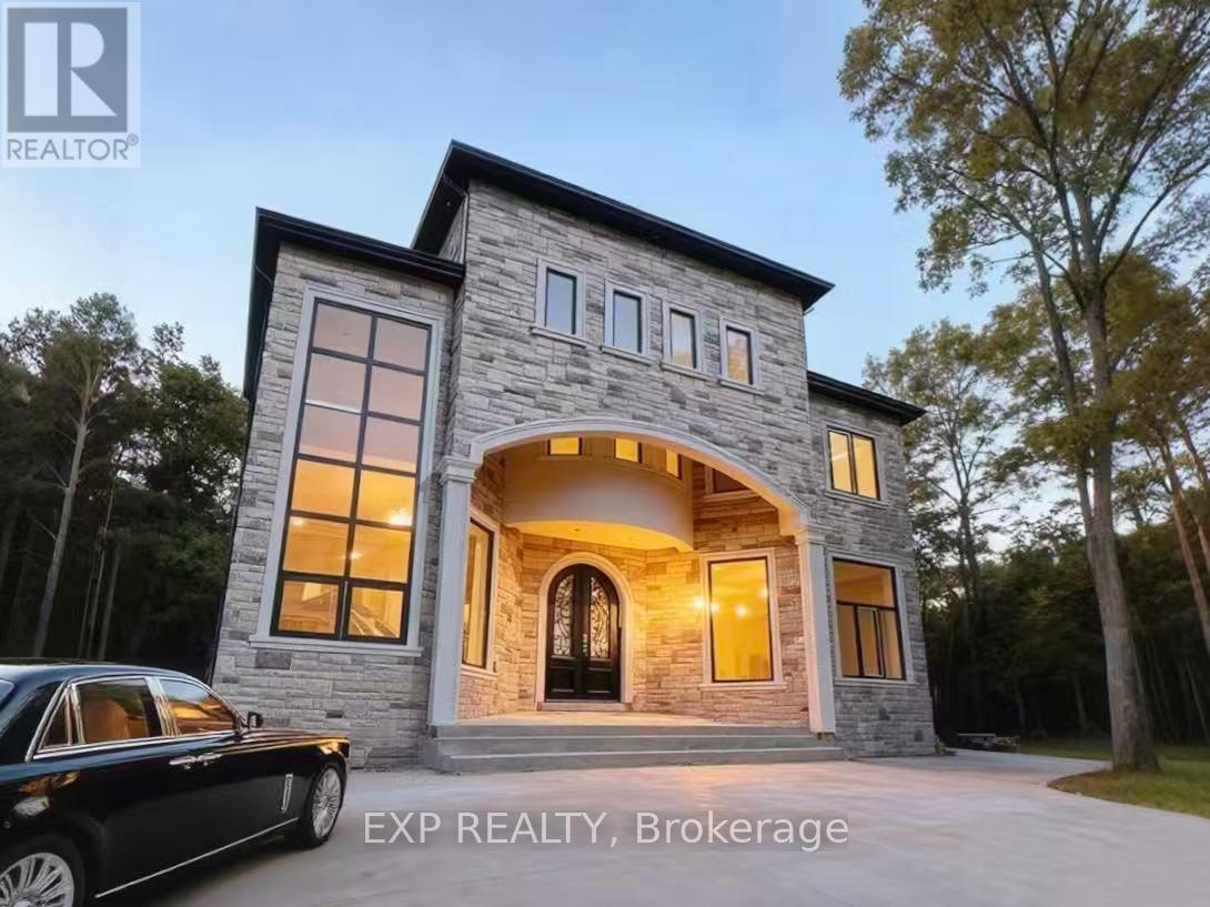 126 Garden Avenue, Richmond Hill, Ontario  L4C 6M1 - Photo 1 - N12592598