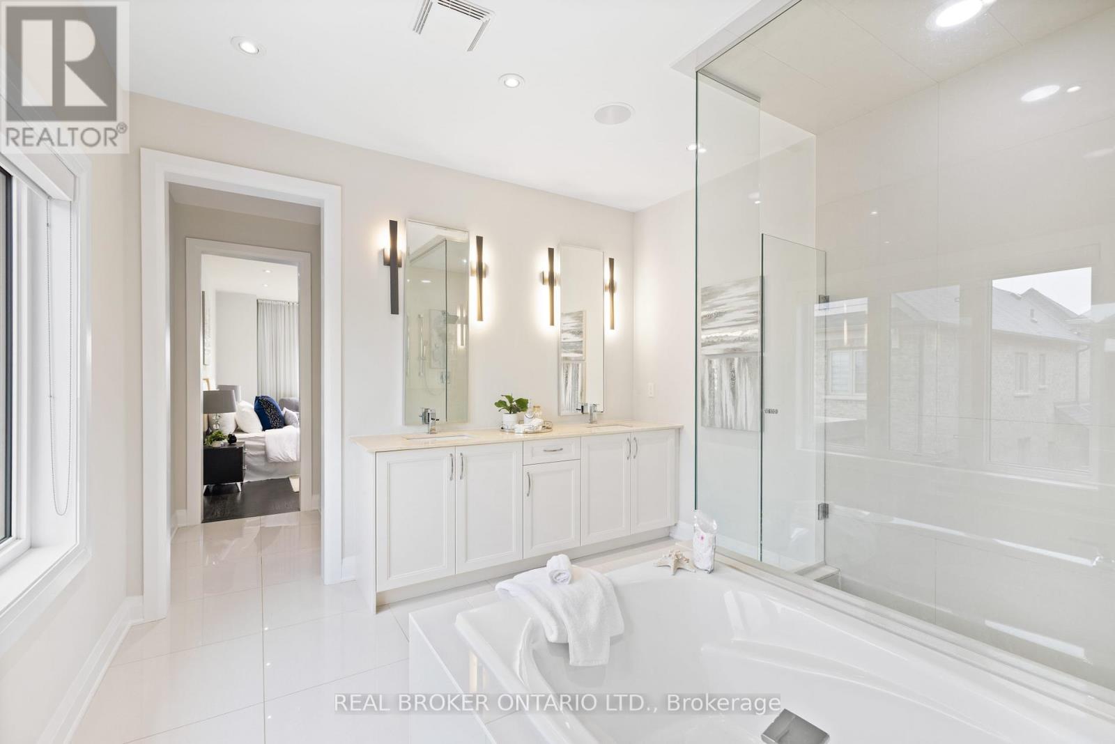 41 Pelee Avenue, Vaughan, Ontario  L4H 3Y9 - Photo 21 - N12592562