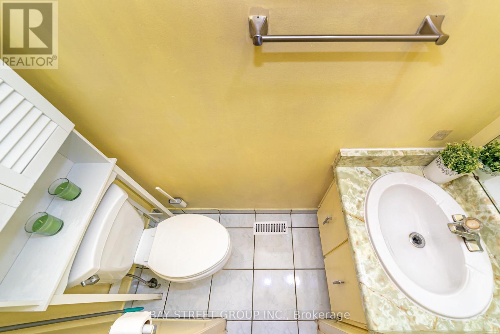 61 Mabley Crescent, Vaughan, Ontario L4J 2Z7 - Photo 15 - N12592586