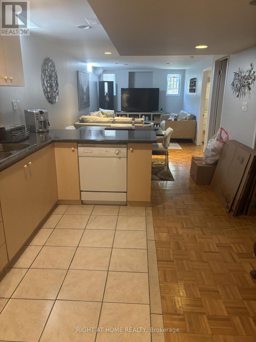 Bsmt - 13 Beechgrove Crescent, Markham, Ontario L3R 4Z1 - Photo 5 - N12592832