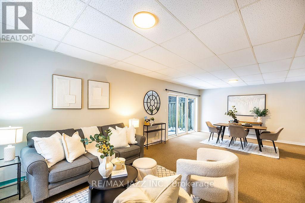 45 Milton Street, Bracebridge, Ontario  P1L 1G9 - Photo 37 - X12591796