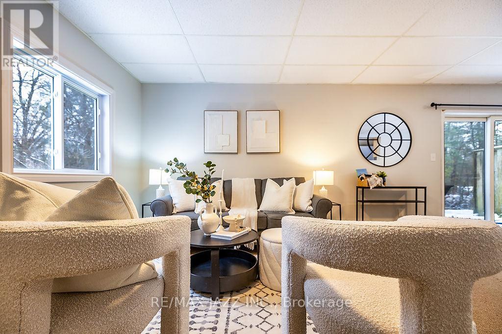 45 Milton Street, Bracebridge, Ontario  P1L 1G9 - Photo 40 - X12591796