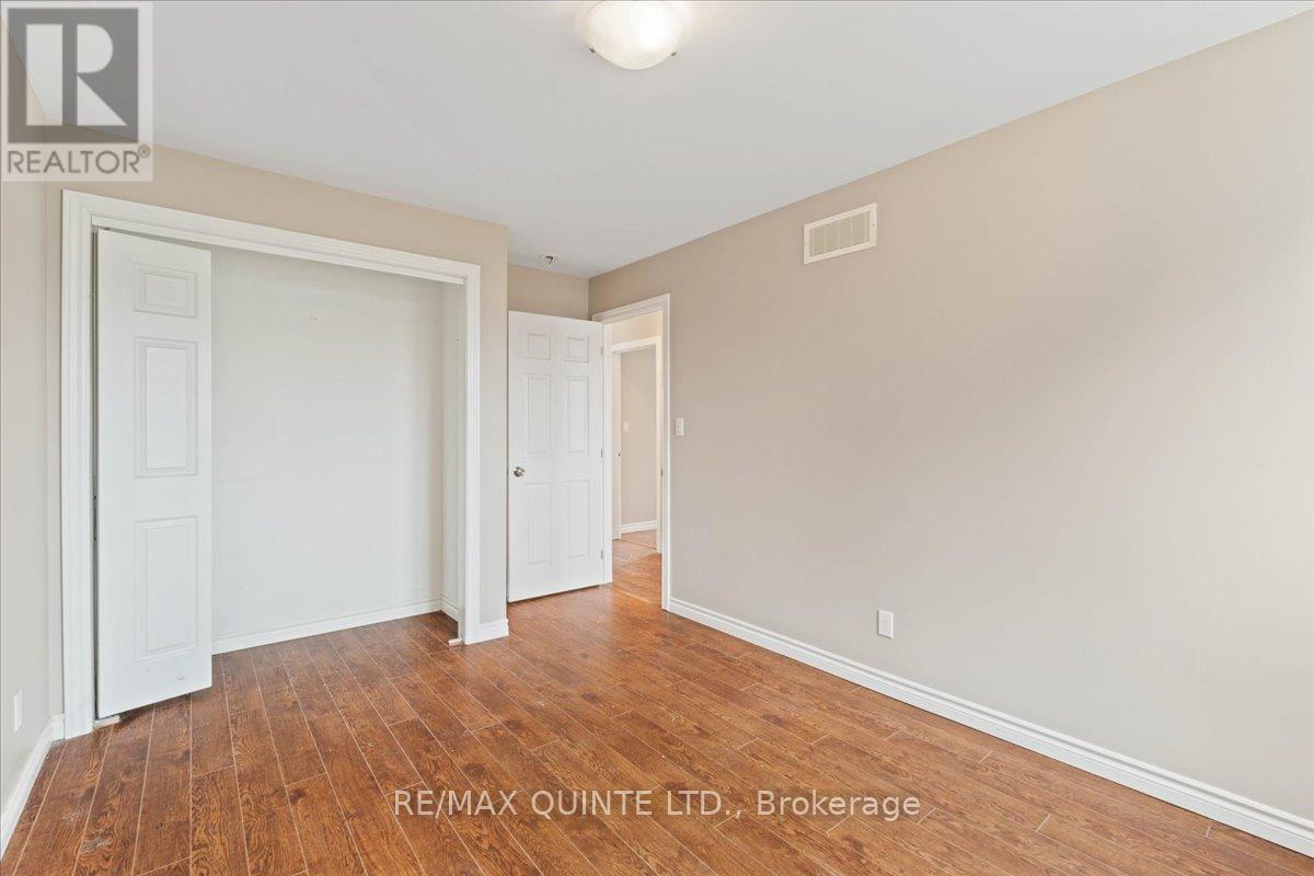 240 College Street E, Belleville, Ontario  K8N 2V9 - Photo 18 - X12592174