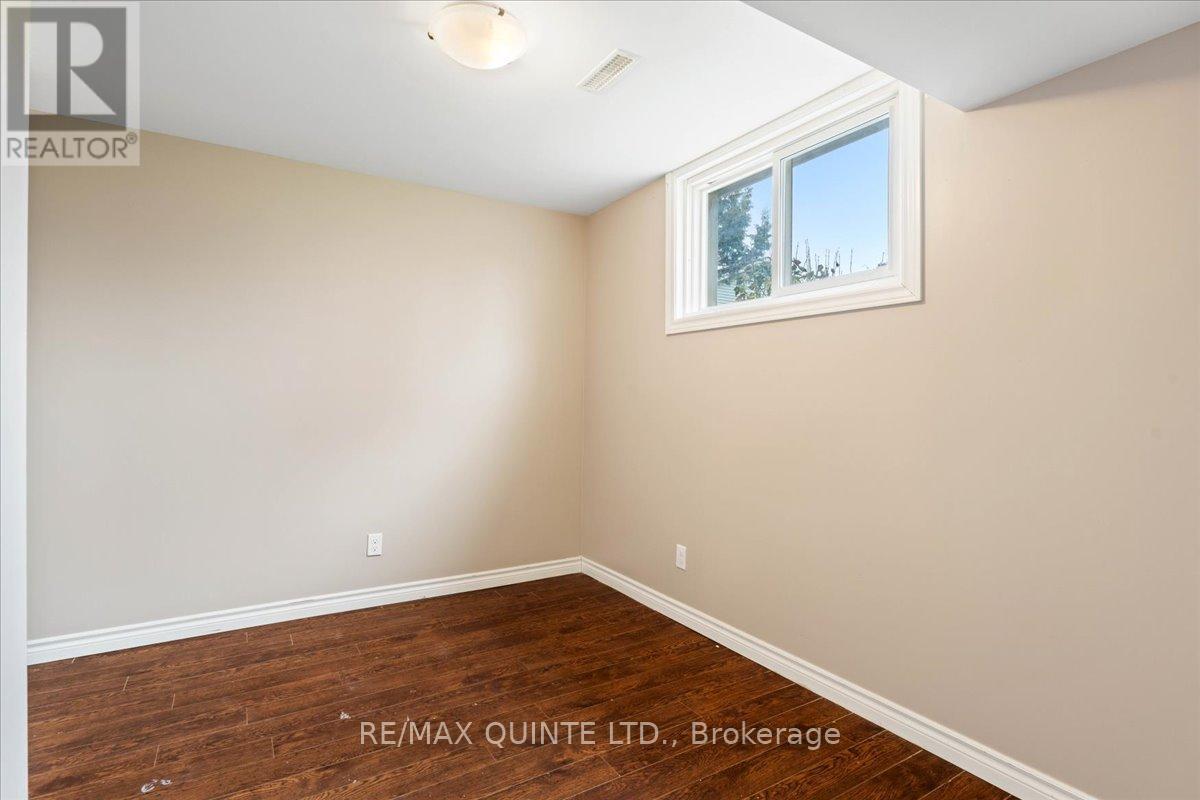 240 College Street E, Belleville, Ontario  K8N 2V9 - Photo 27 - X12592174