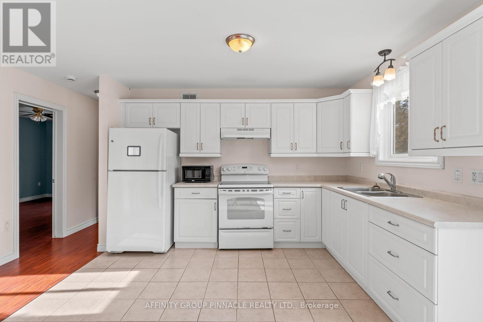 196 Bury's Green Road, Kawartha Lakes, Ontario K0M 1N0 - Photo 7 - X12592006