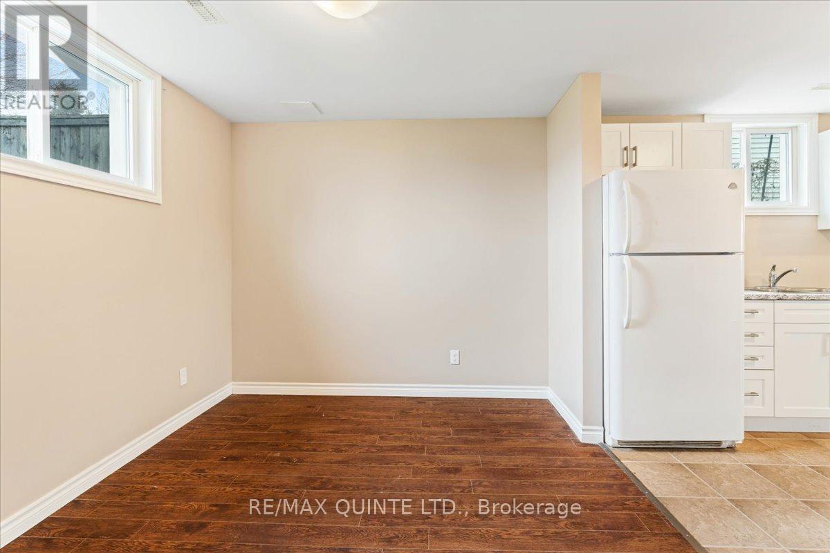 240 College Street E, Belleville, Ontario  K8N 2V9 - Photo 29 - X12592174