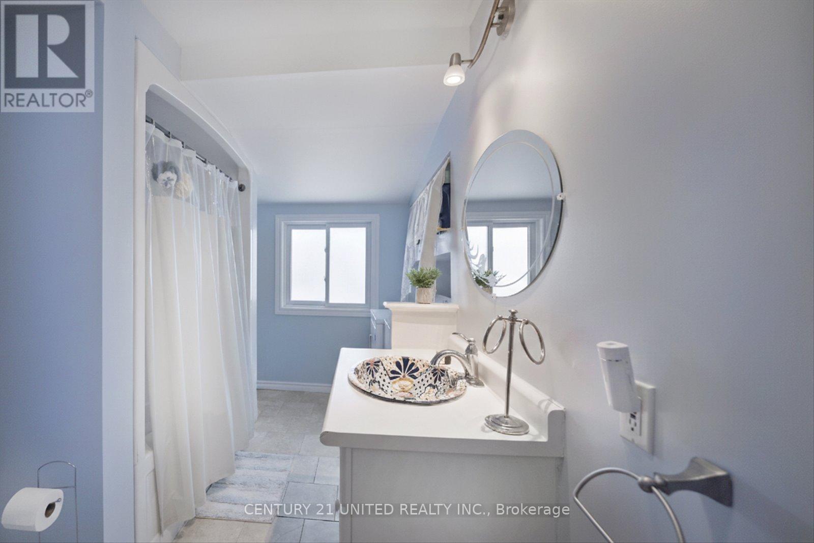 9 Beverly Street, Kawartha Lakes, Ontario  K9V 4Y8 - Photo 36 - X12592004