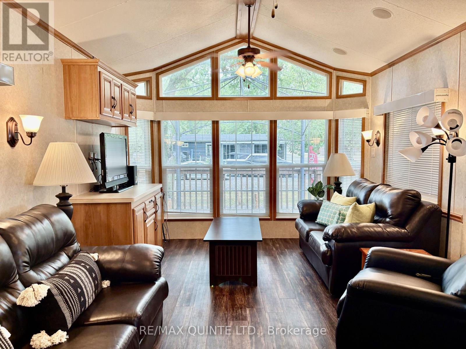 20 Cherry Beach Lane - 486 County Rd 18 Road, Prince Edward County, Ontario  K0K 1P0 - Photo 16 - X12592356