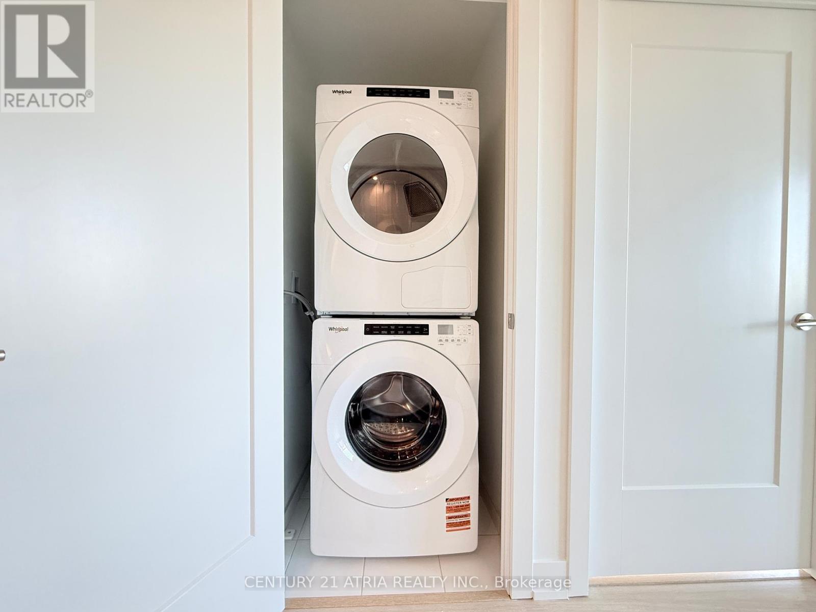 1003 - 60 Central Park Road Way, Toronto (Edenbridge-Humber Valley), Ontario  M9A 0E6 - Photo 9 - W12587682