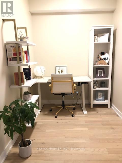 4210 - 2212 Lake Shore Boulevard W, Toronto, Ontario M8V 0C2 - Photo 4 - W12589756