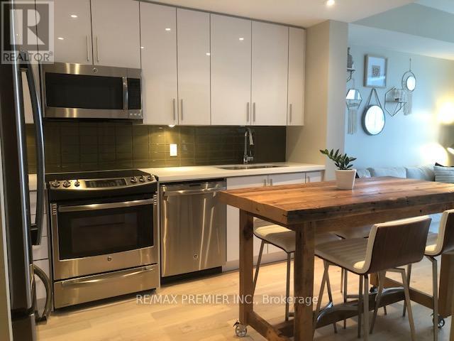 4210 - 2212 Lake Shore Boulevard W, Toronto, Ontario M8V 0C2 - Photo 6 - W12589756