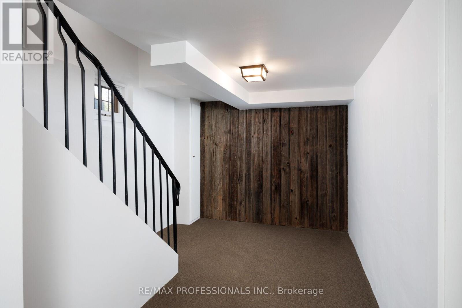 50 Wendover Road, Toronto, Ontario  M8X 2L3 - Photo 33 - W12590998