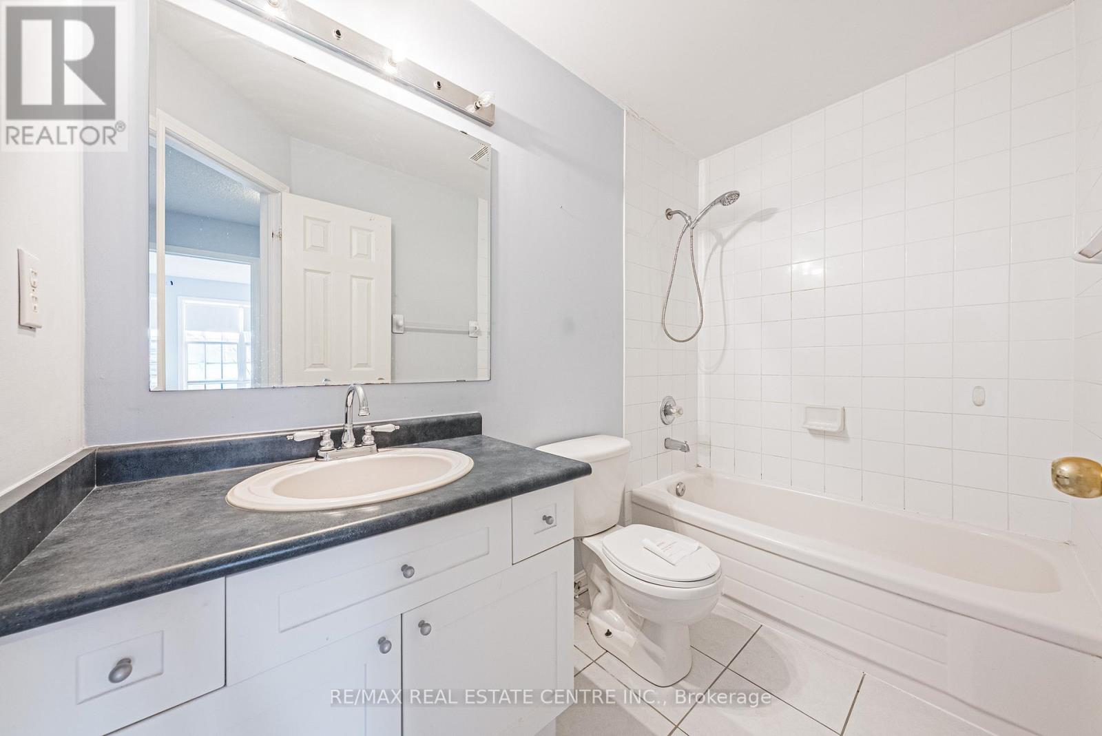 1133 Barclay Circle, Milton, Ontario  L9T 5V9 - Photo 16 - W12590822