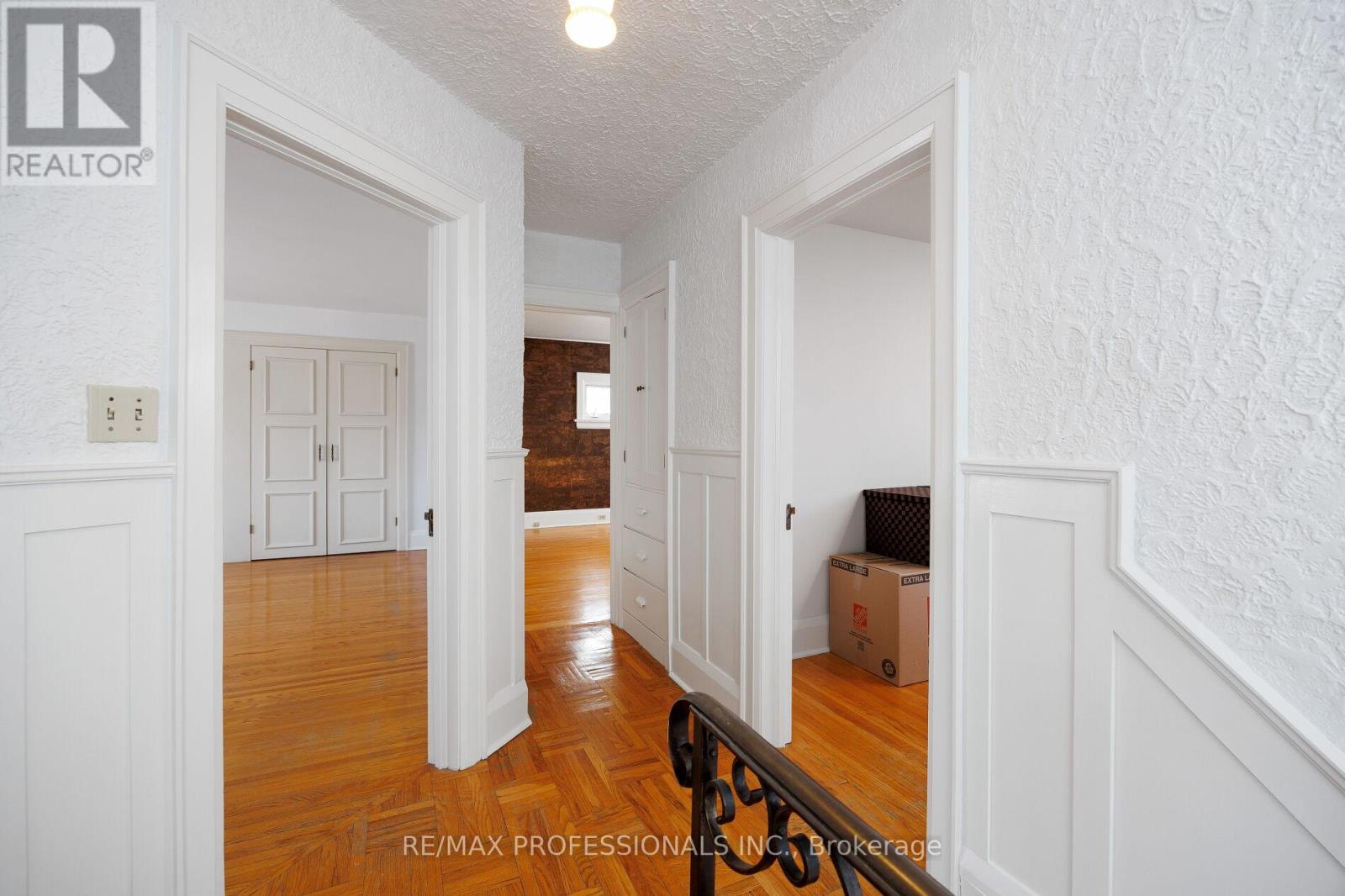 50 Wendover Road, Toronto, Ontario  M8X 2L3 - Photo 26 - W12590998