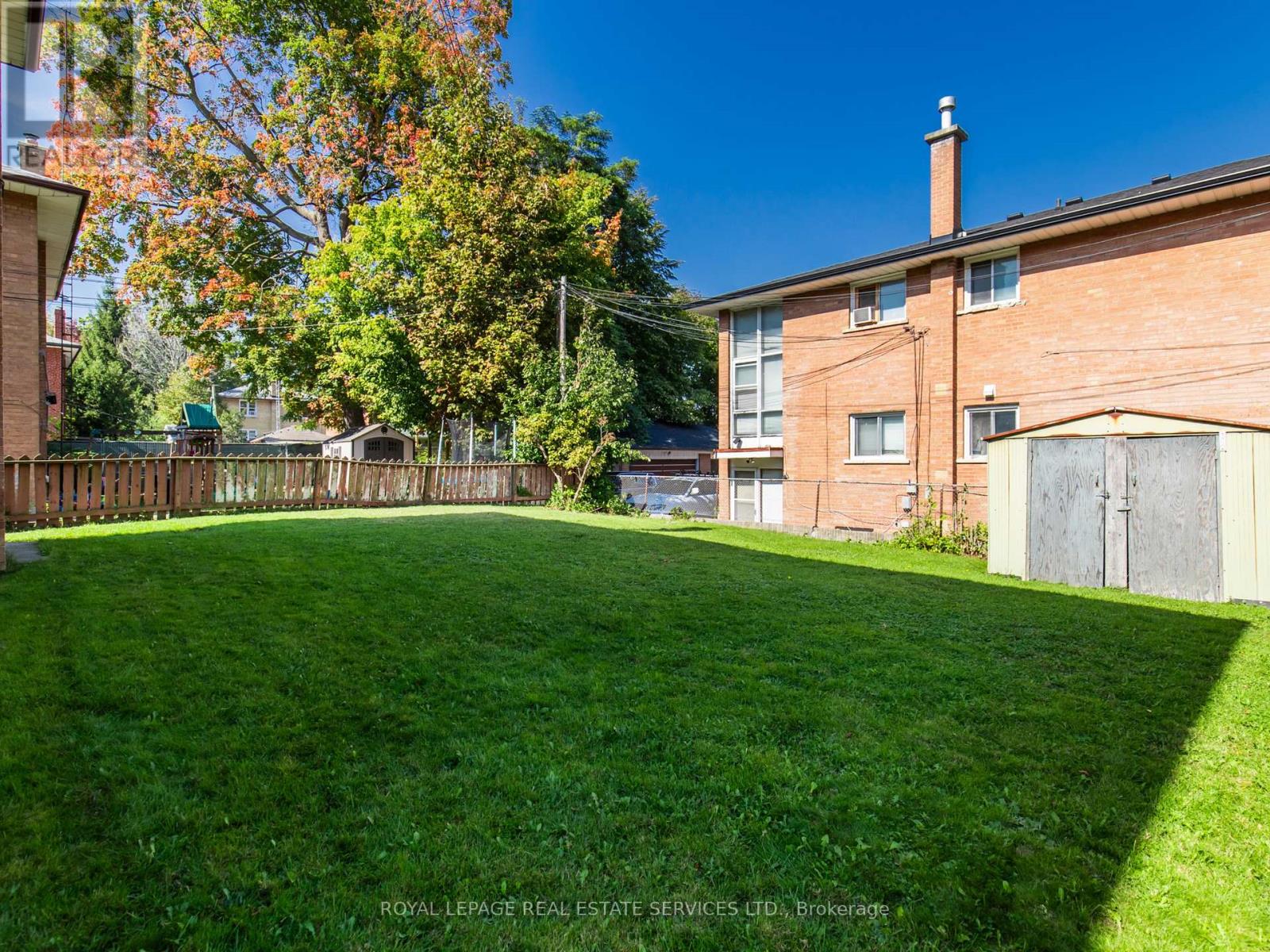 #2 - 20 Park Boulevard, Toronto, Ontario M8W 1G7 - Photo 32 - W12591082