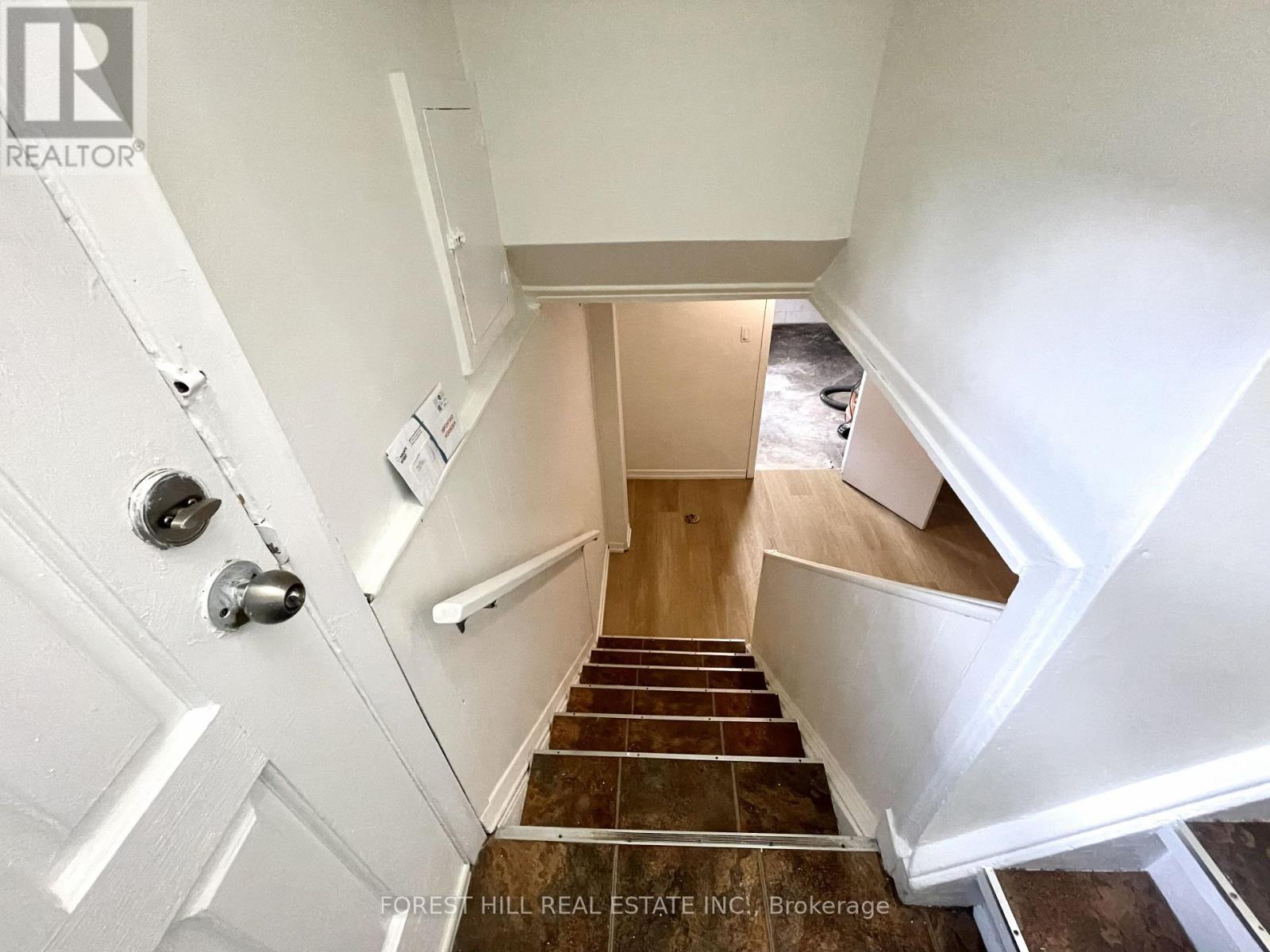 117 North Carson Street, Toronto, Ontario  M8W 4C7 - Photo 20 - W12591506