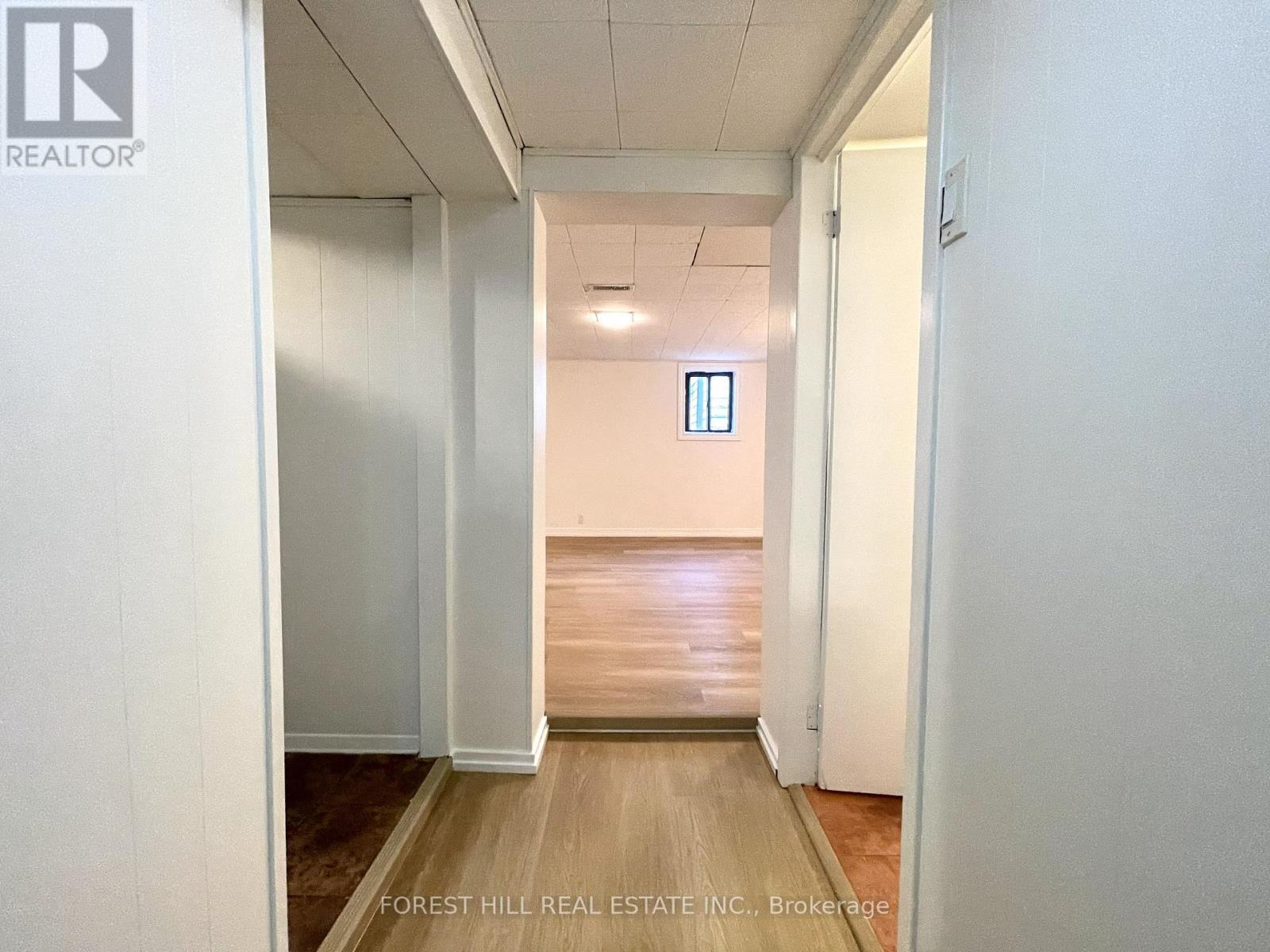 117 North Carson Street, Toronto, Ontario  M8W 4C7 - Photo 23 - W12591506