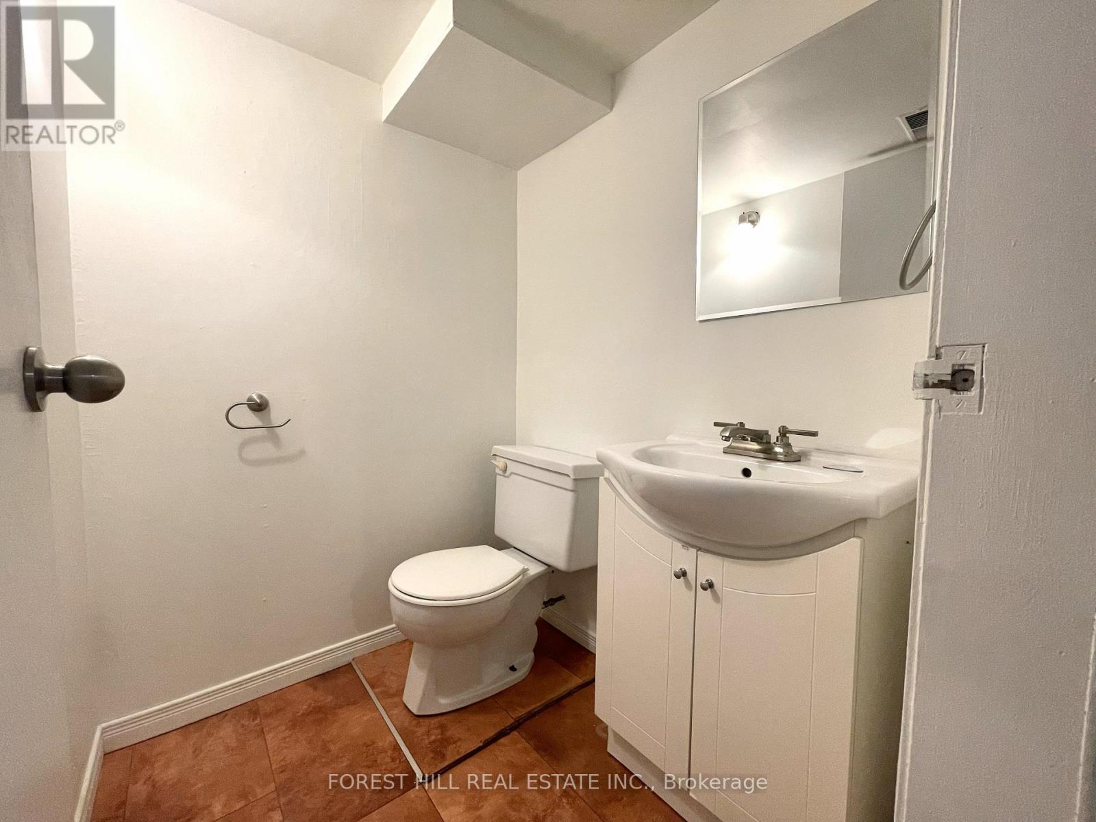 117 North Carson Street, Toronto, Ontario  M8W 4C7 - Photo 28 - W12591506