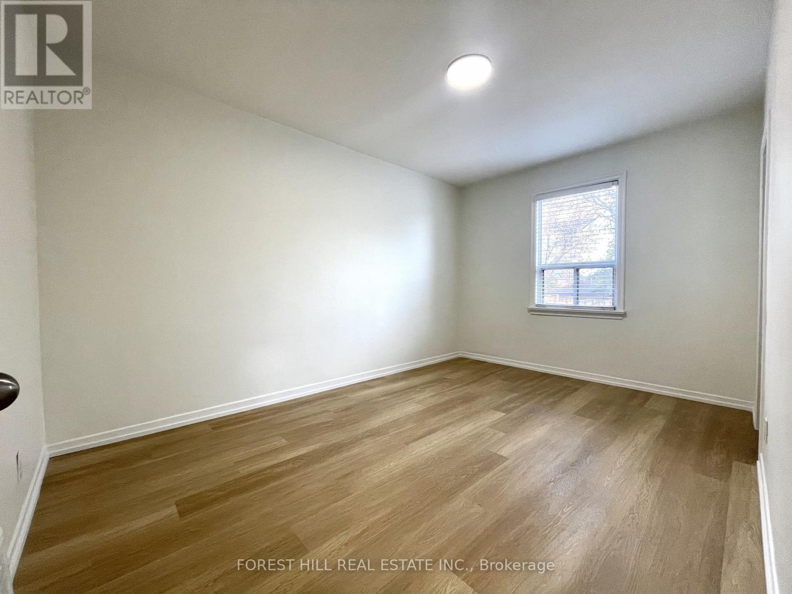 117 North Carson Street, Toronto, Ontario  M8W 4C7 - Photo 12 - W12591506