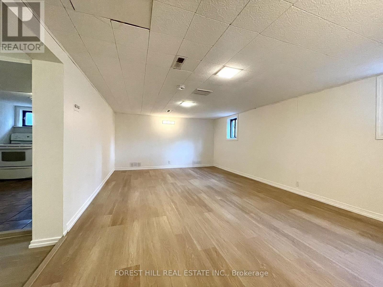 117 North Carson Street, Toronto, Ontario  M8W 4C7 - Photo 25 - W12591506