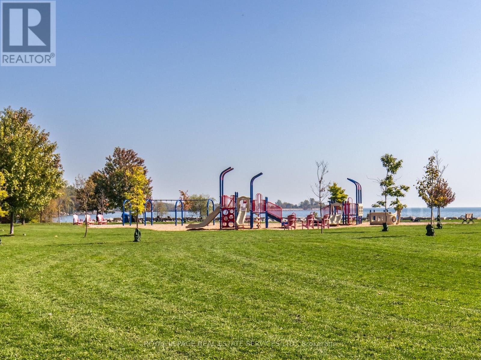 #2 - 20 Park Boulevard, Toronto, Ontario M8W 1G7 - Photo 38 - W12591082