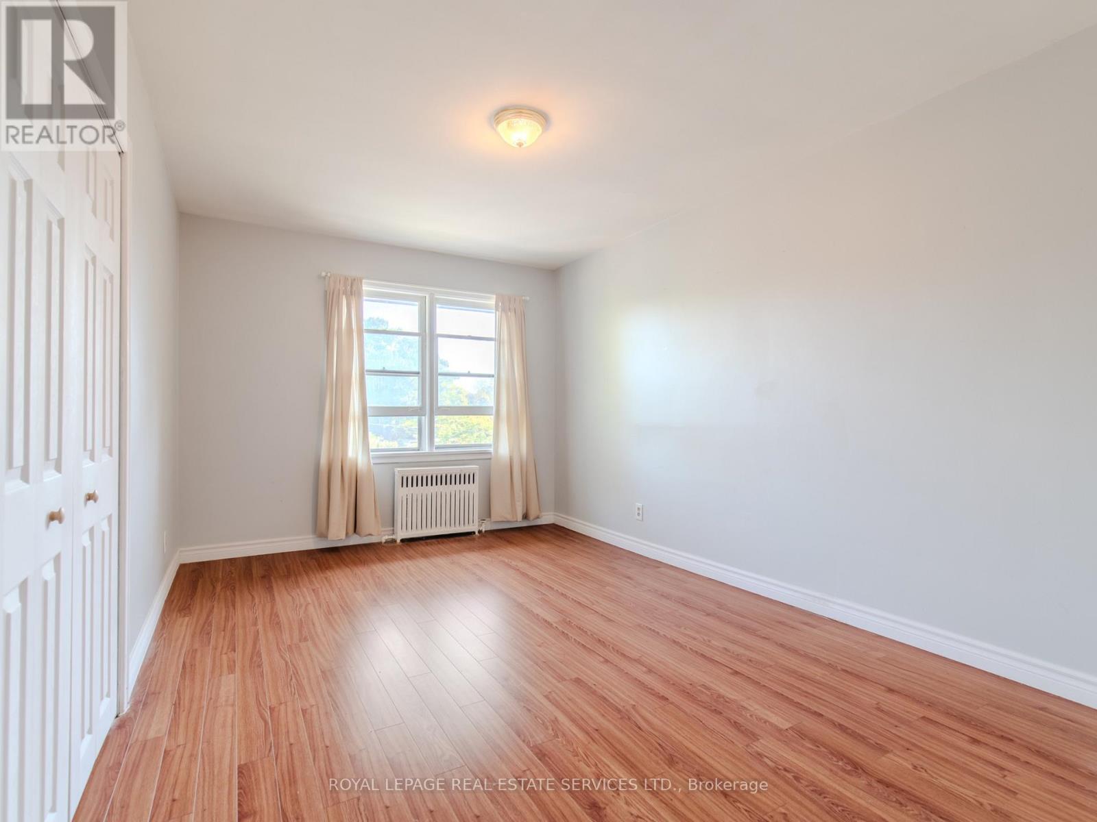 #2 - 20 Park Boulevard, Toronto, Ontario M8W 1G7 - Photo 20 - W12591082