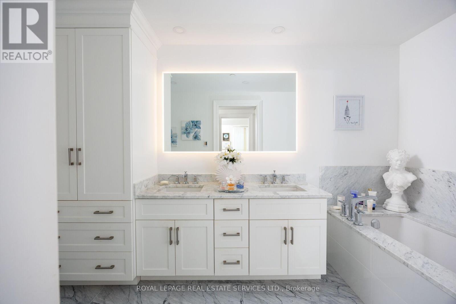 1802 - 2060 Lakeshore Road, Burlington, Ontario  L7R 0G2 - Photo 31 - W12591560