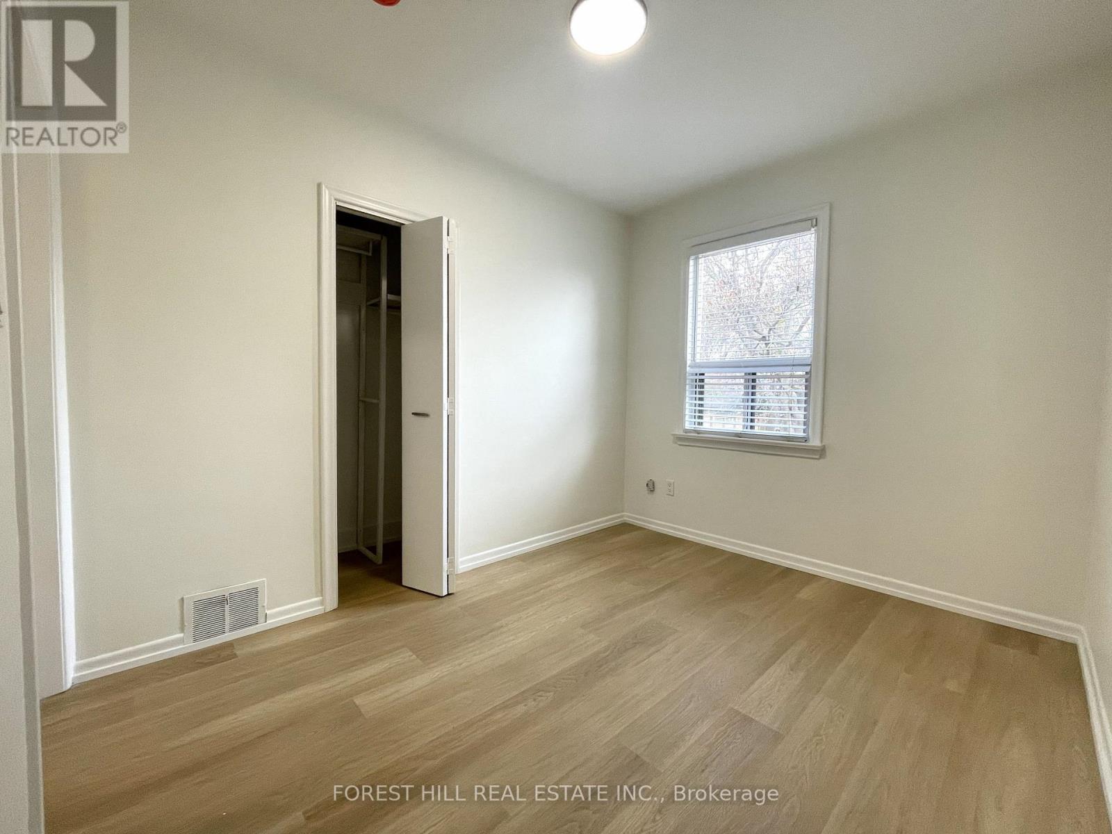 117 North Carson Street, Toronto, Ontario  M8W 4C7 - Photo 14 - W12591506