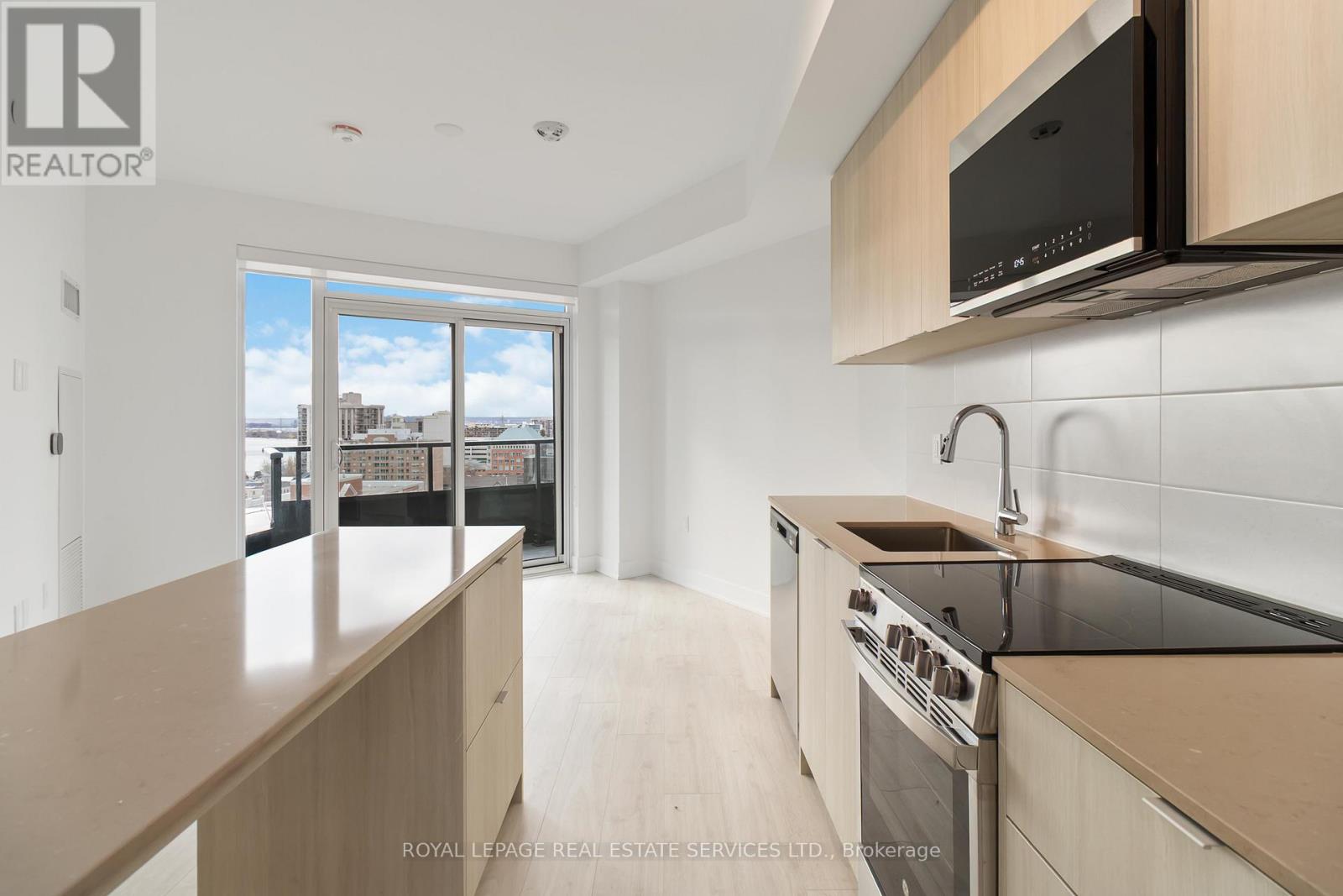 1109 - 2088 James Street, Burlington, Ontario L7R 0H2 - Photo 12 - W12591584