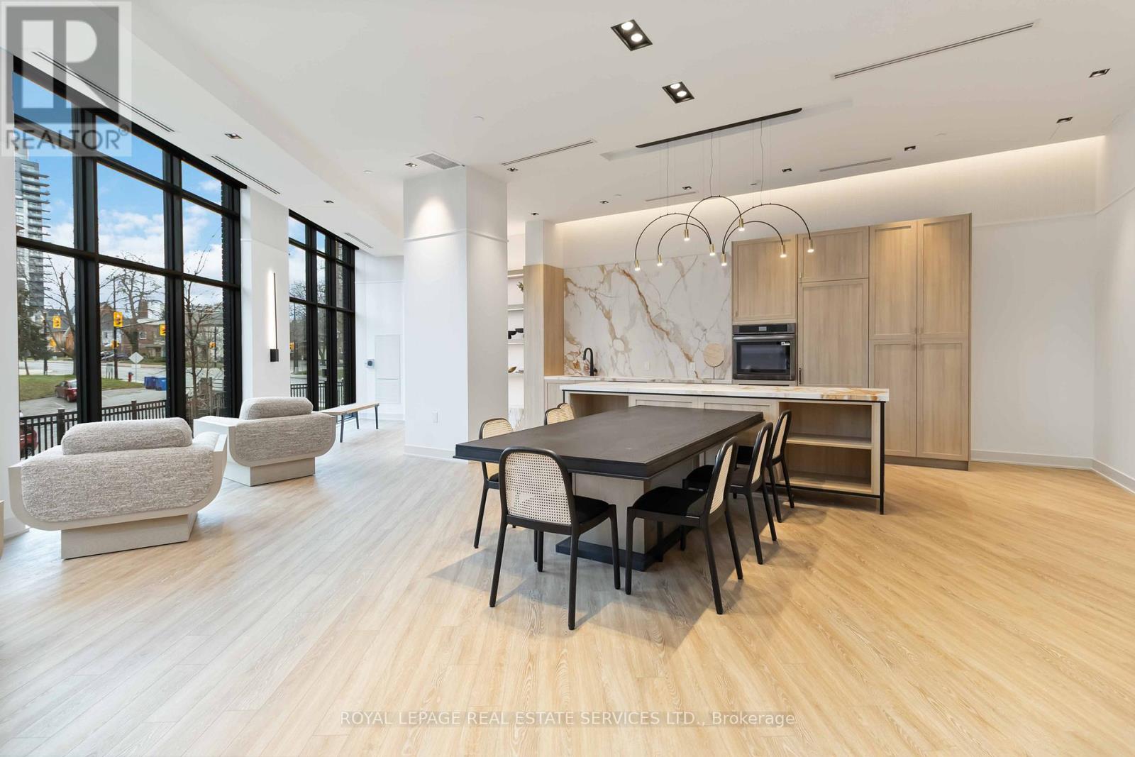 1109 - 2088 James Street, Burlington, Ontario L7R 0H2 - Photo 25 - W12591584