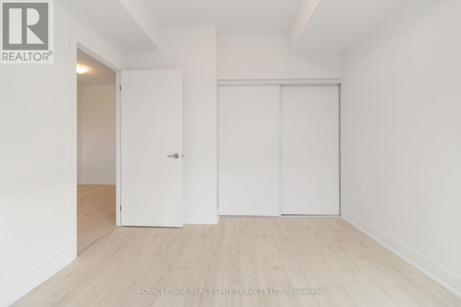 1109 - 2088 James Street, Burlington, Ontario L7R 0H2 - Photo 19 - W12591584