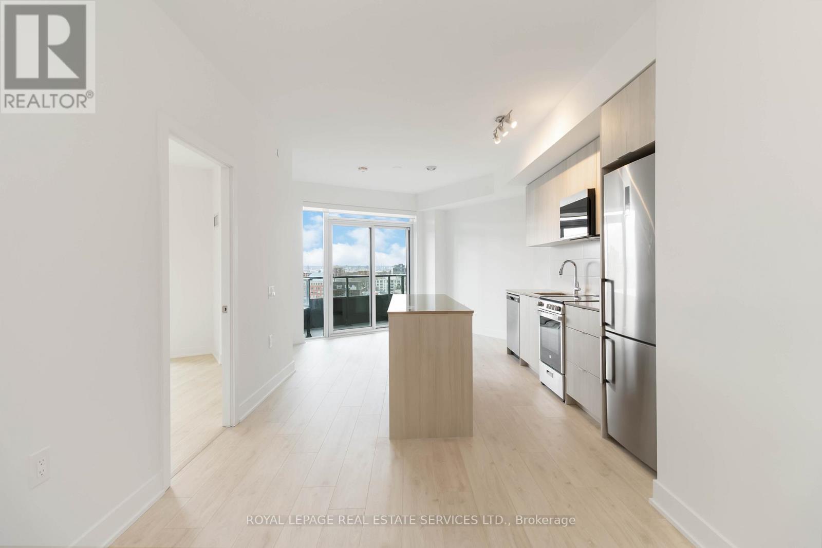 1109 - 2088 James Street, Burlington, Ontario L7R 0H2 - Photo 8 - W12591584