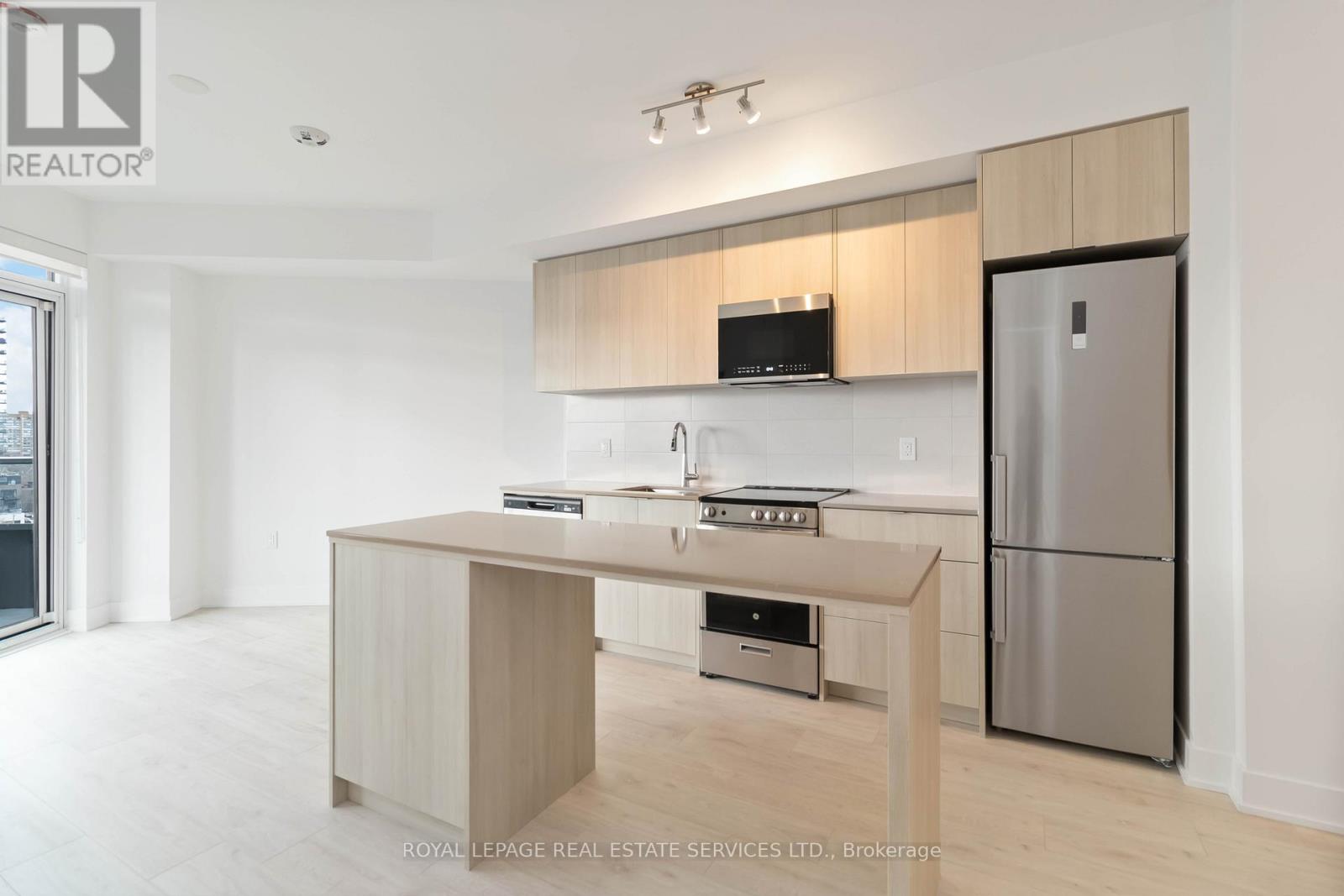 1109 - 2088 James Street, Burlington, Ontario L7R 0H2 - Photo 10 - W12591584