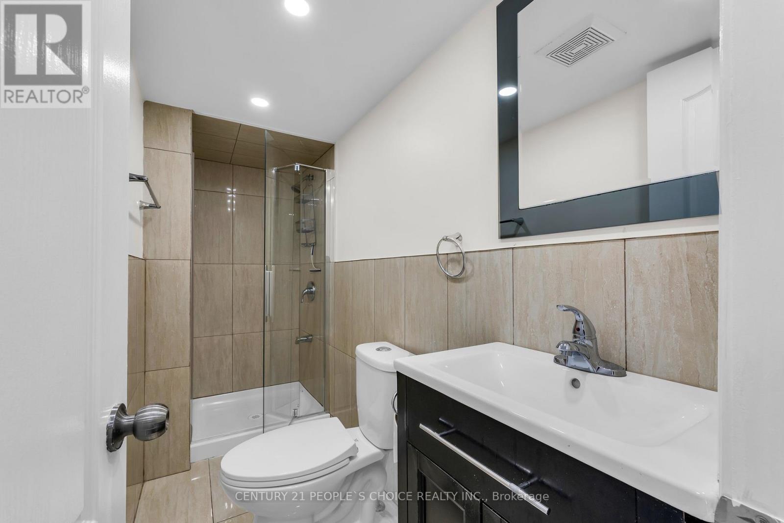 46 Studebaker Trail, Brampton, Ontario  L7A 3A5 - Photo 16 - W12591644