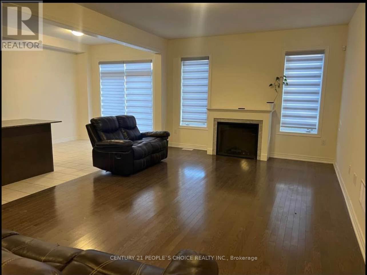 Upper - 55 Cobriza Crescent, Brampton, Ontario L7A 0C4 - Photo 5 - W12591620