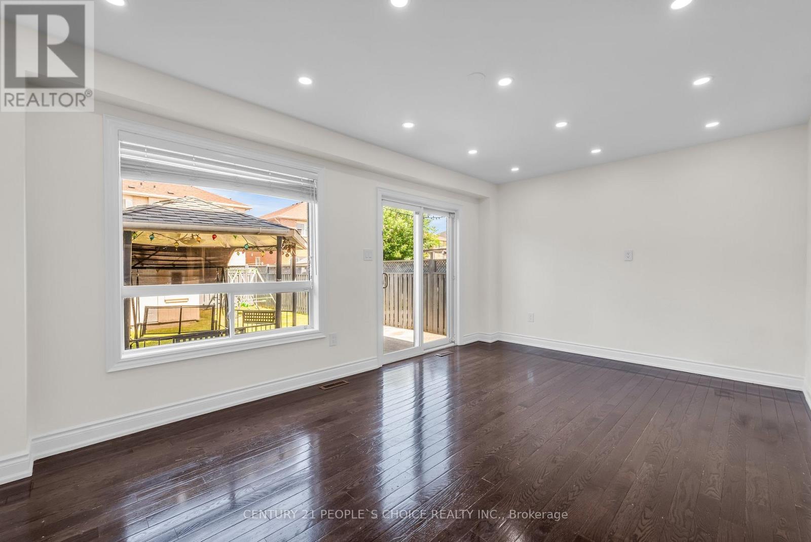 46 Studebaker Trail, Brampton, Ontario  L7A 3A5 - Photo 10 - W12591644