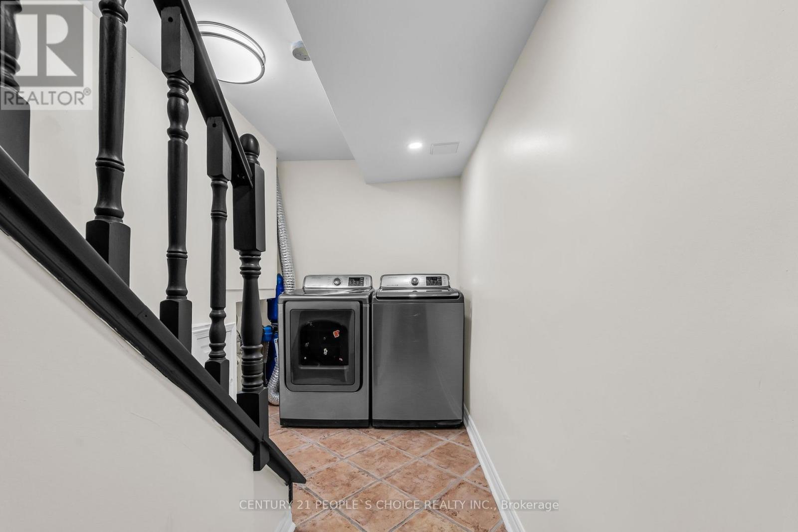 46 Studebaker Trail, Brampton, Ontario  L7A 3A5 - Photo 32 - W12591644