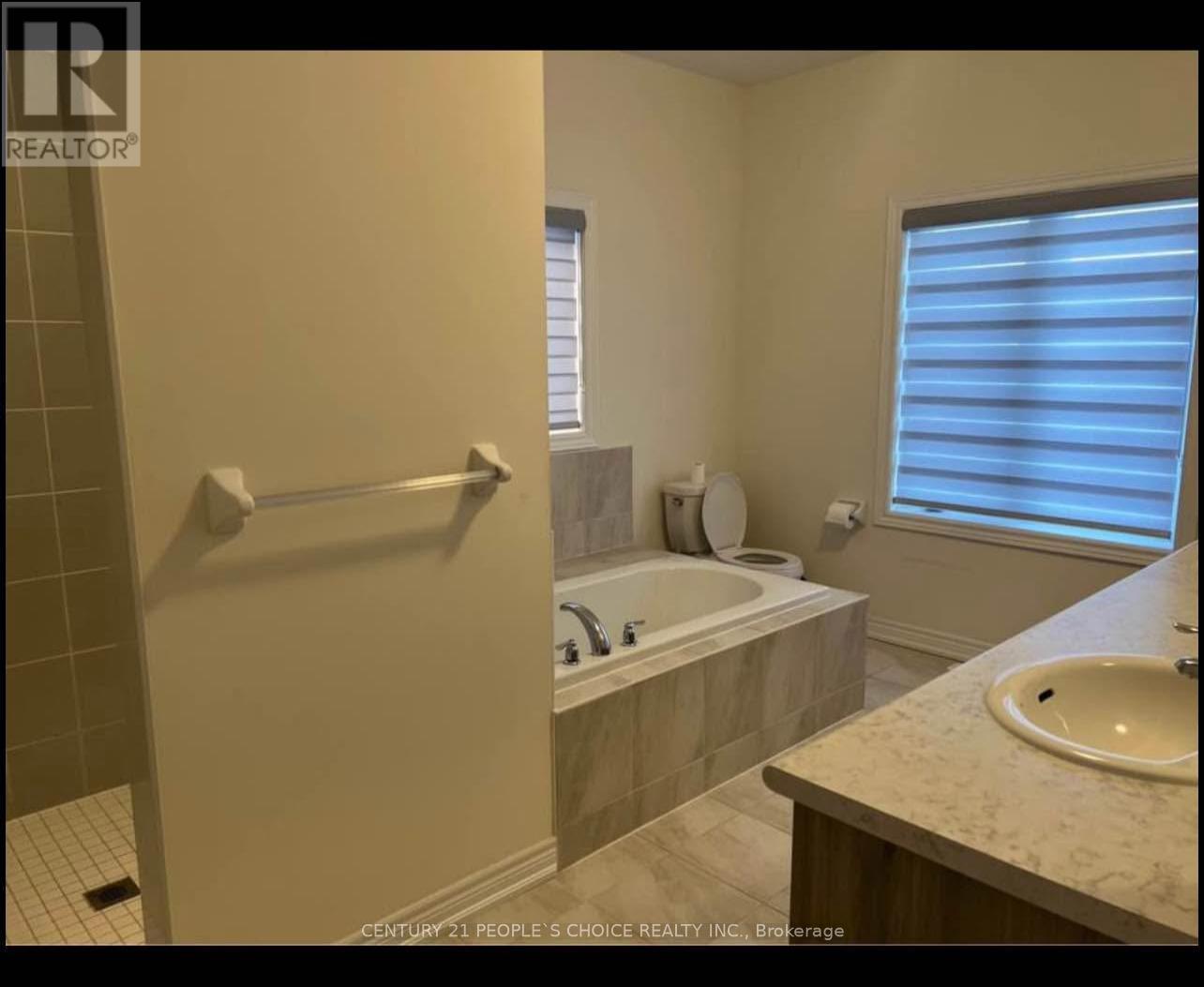 Upper - 55 Cobriza Crescent, Brampton, Ontario L7A 0C4 - Photo 8 - W12591620