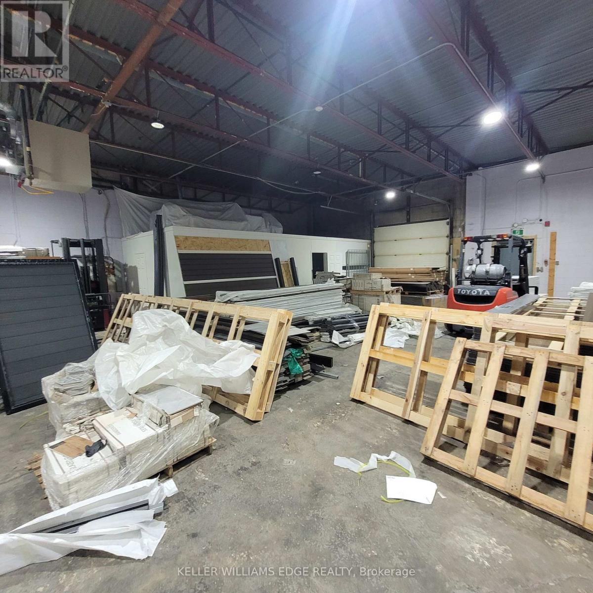 F - 1160 Blair Road, Burlington, Ontario  L7M 1K9 - Photo 6 - W12591656