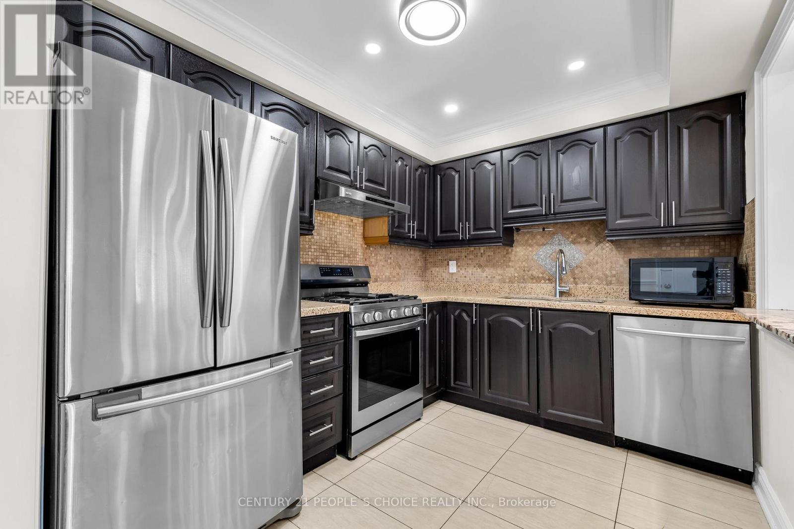 46 Studebaker Trail, Brampton, Ontario  L7A 3A5 - Photo 14 - W12591644