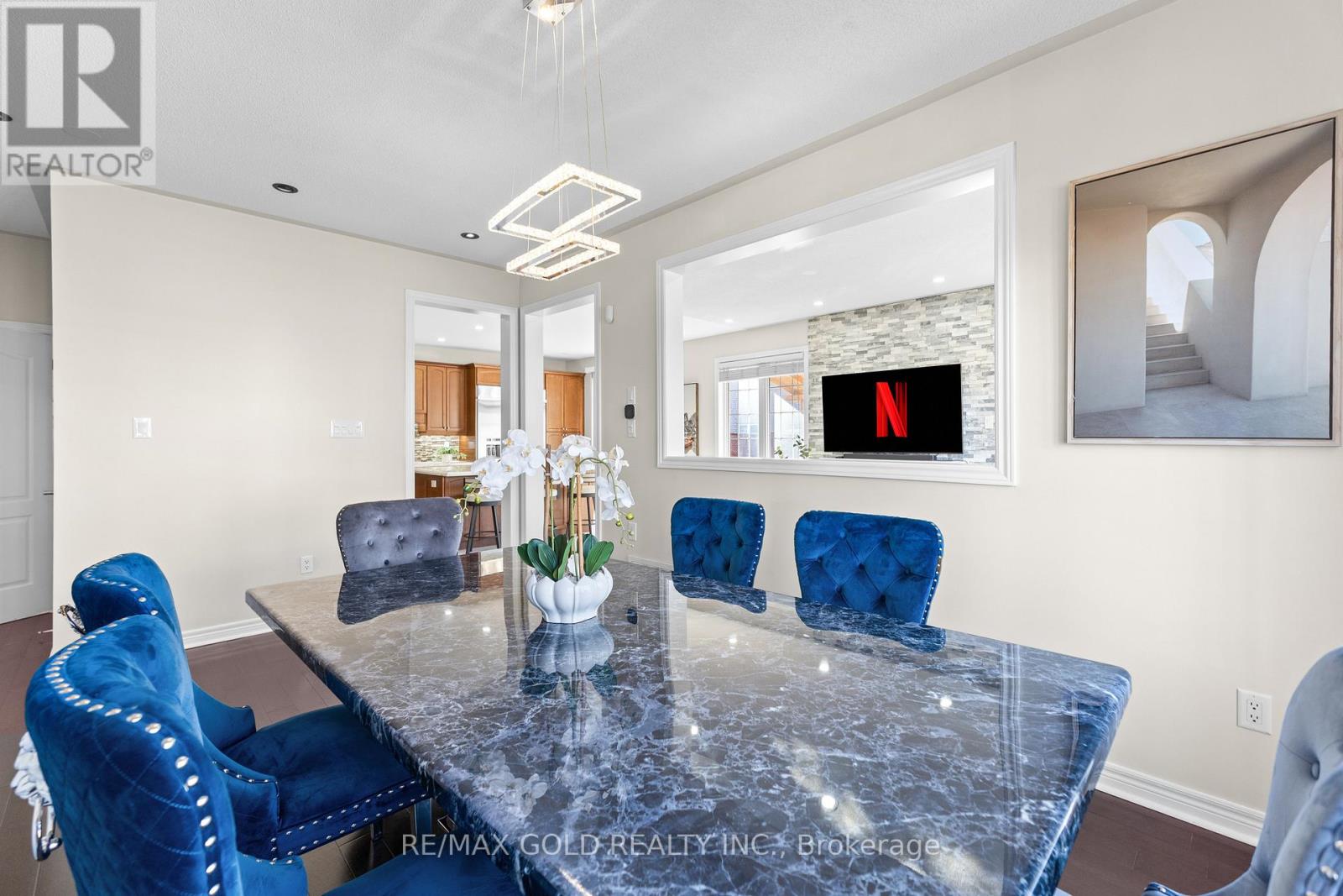 2 Helman Road, Brampton, Ontario L6R 0R4 - Photo 17 - W12591710