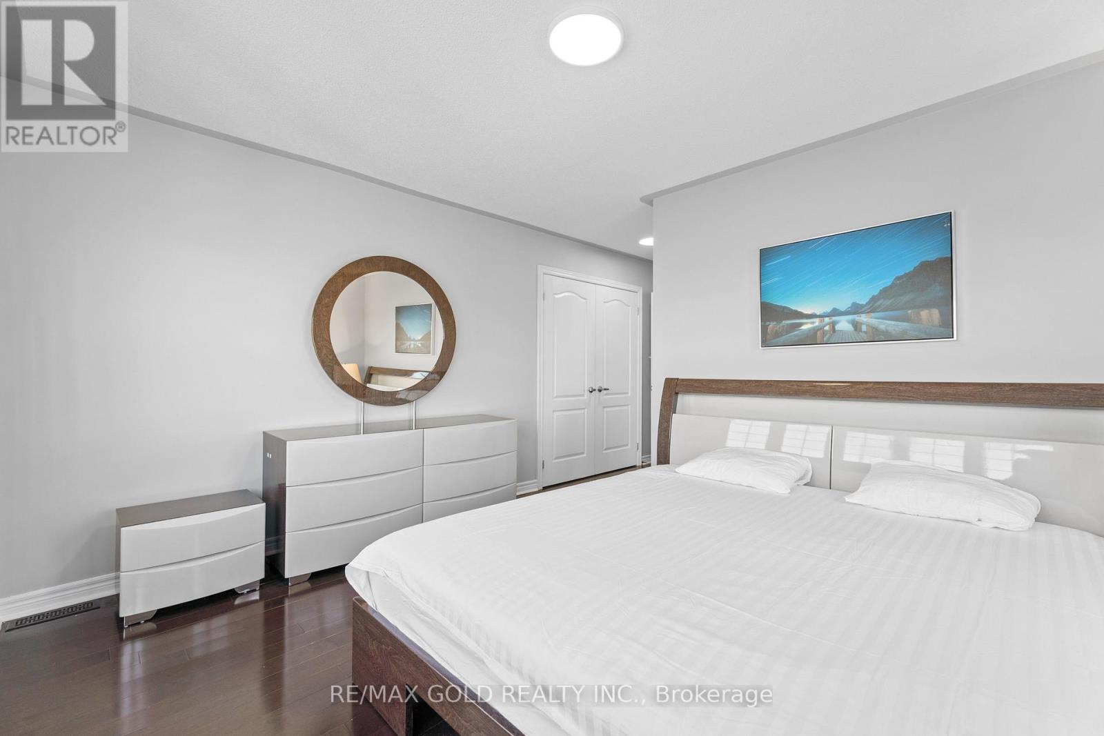 2 Helman Road, Brampton, Ontario L6R 0R4 - Photo 30 - W12591710