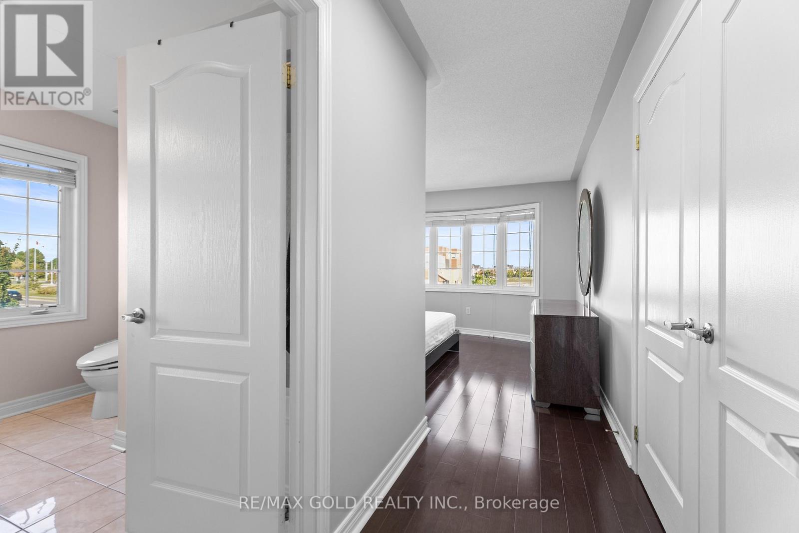 2 Helman Road, Brampton, Ontario L6R 0R4 - Photo 28 - W12591710