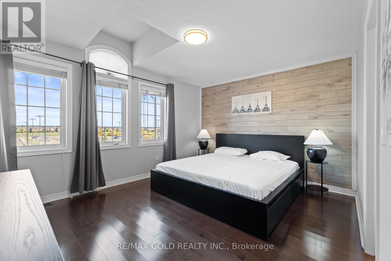 2 Helman Road, Brampton, Ontario L6R 0R4 - Photo 33 - W12591710