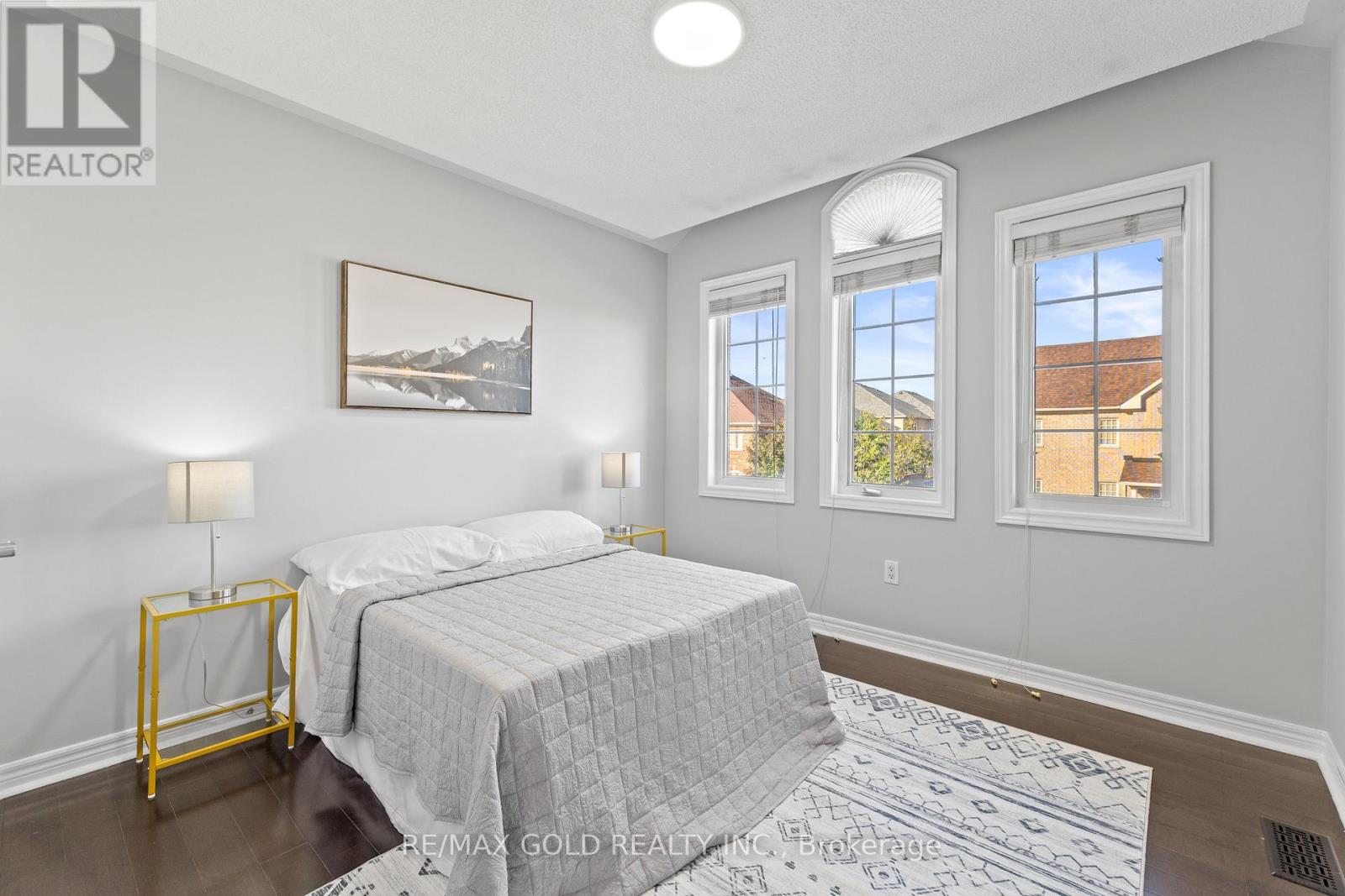 2 Helman Road, Brampton, Ontario L6R 0R4 - Photo 39 - W12591710