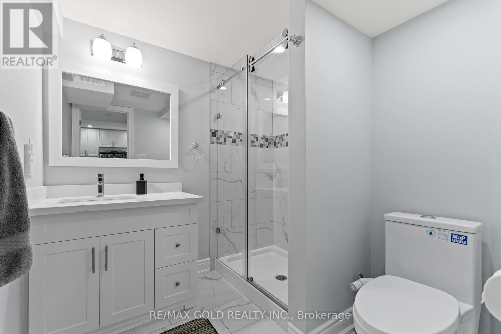 2 Helman Road, Brampton, Ontario L6R 0R4 - Photo 49 - W12591710