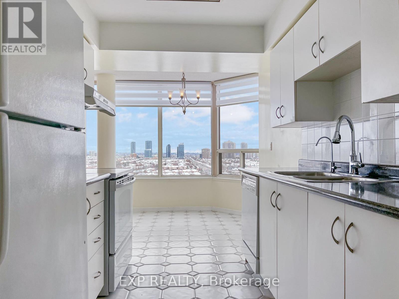 1507 - 700 CONSTELLATION DRIVE, Mississauga, Ontario